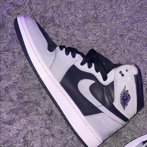 Nike (SHADOW) High-Top Sneakers - Black and White SIZE 5 (KIDS) - Picture 5 of 7